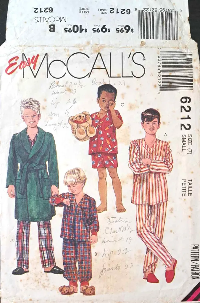 M6212 - Child (Boy) Vintage Pattern.webp