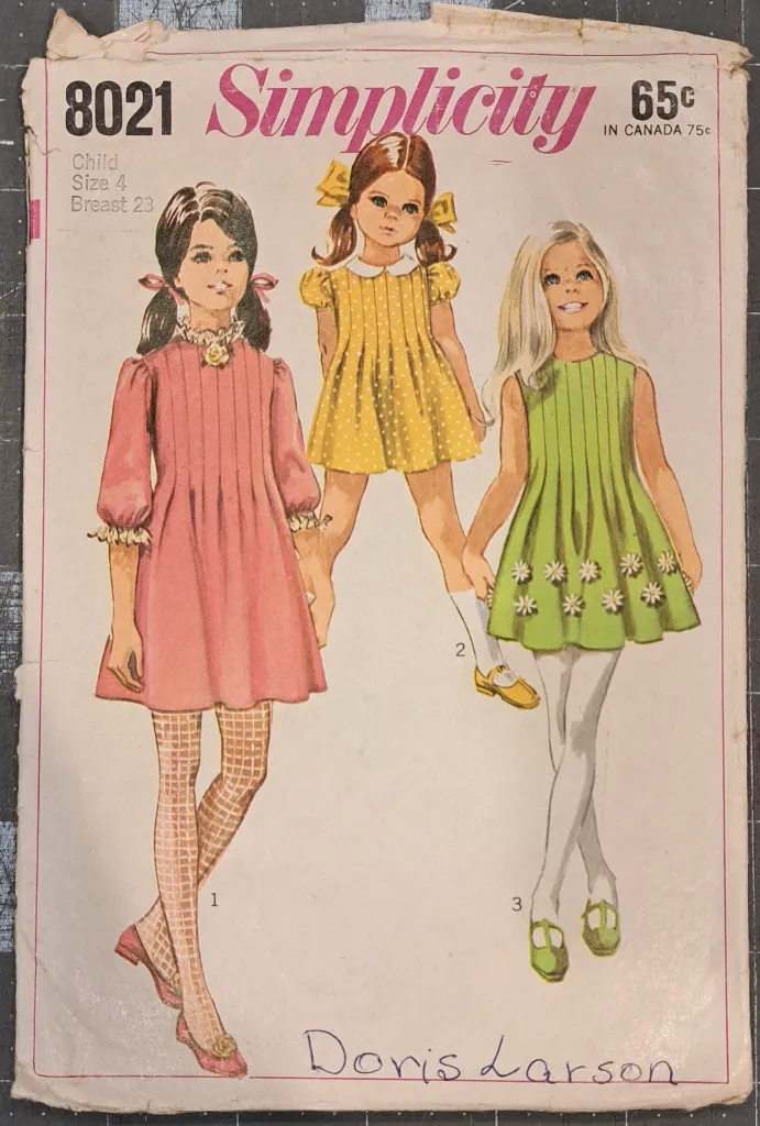 8021 - Child (Girl) Vintage Pattern.webp