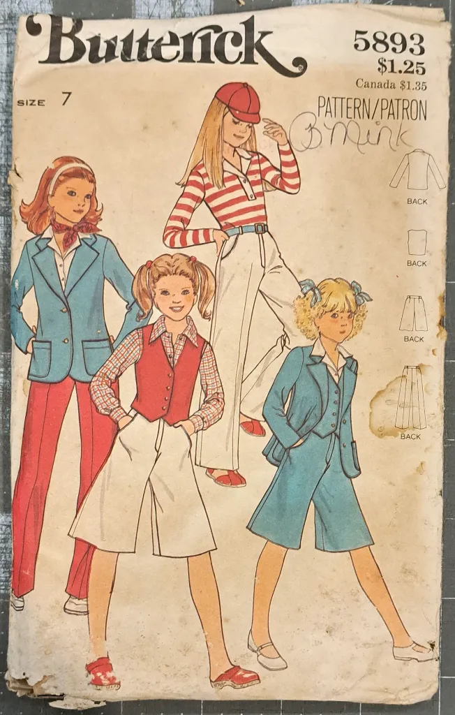 5893 - Child (Girl) Vintage Pattern.webp