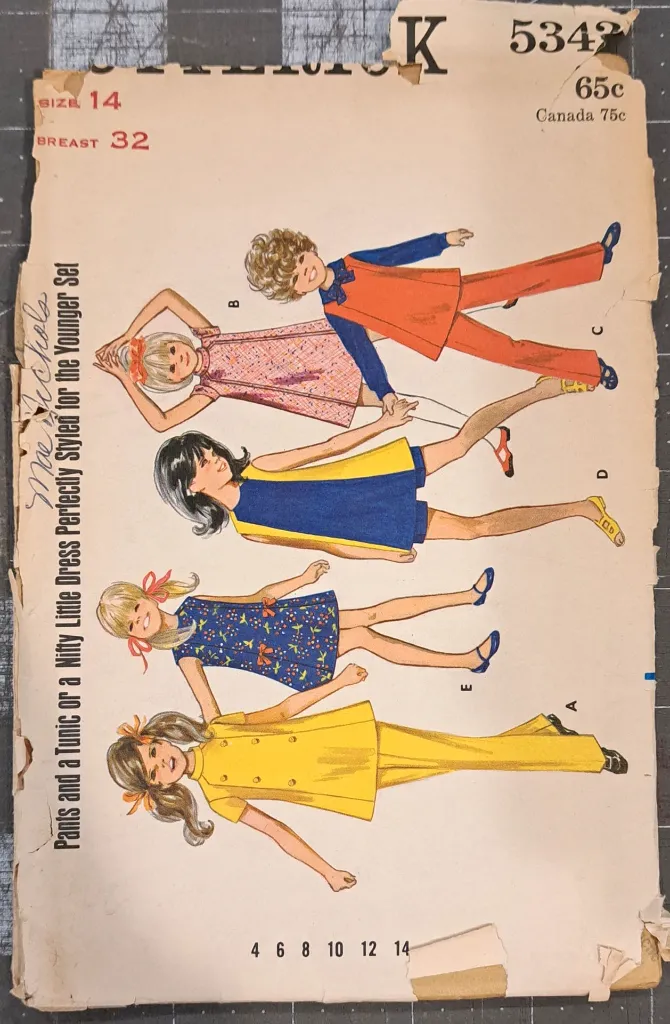 5343 - Child (Girl) Vintage Pattern.webp