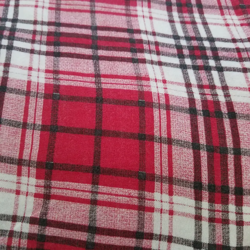 Red Check Plaid Knit Fabric (1/4 Yard (9" x WOF))